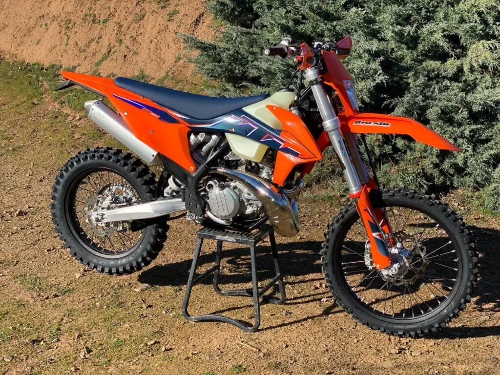 2022 ktm 300